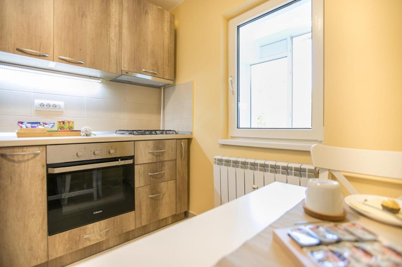 Golden Apartment Baneasa Bucareste Exterior foto