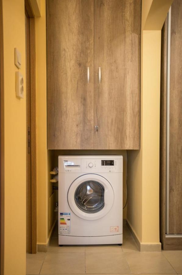 Golden Apartment Baneasa Bucareste Exterior foto